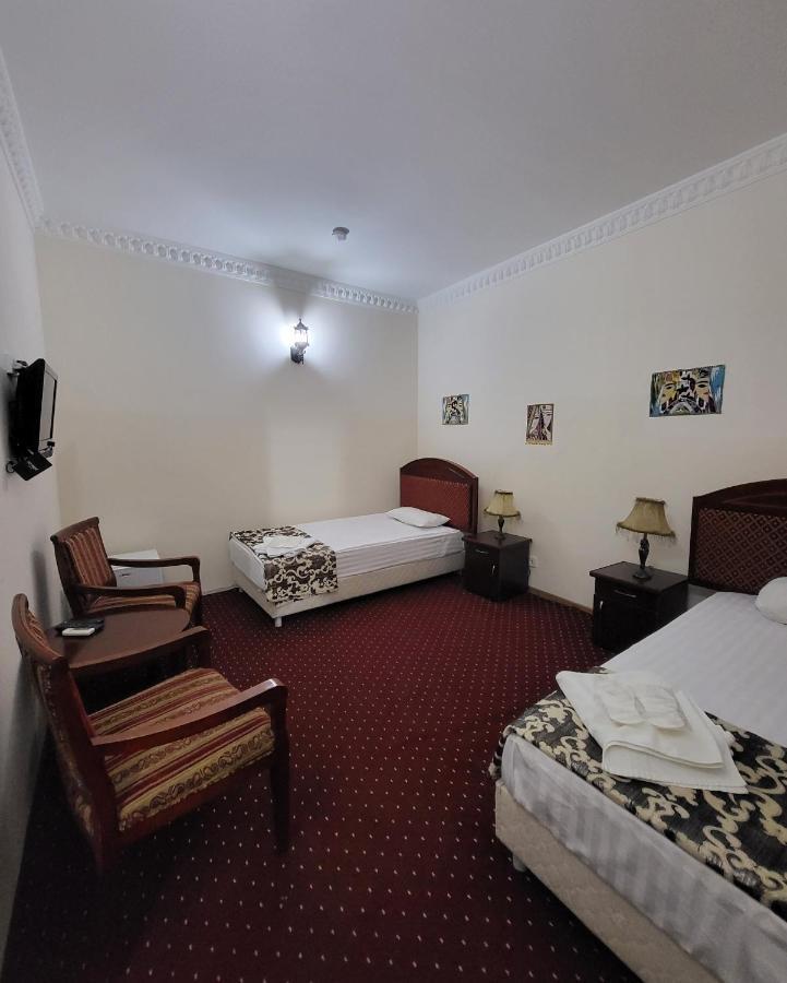 Shokhtut Hotel Honeymoon Bukhara Esterno foto